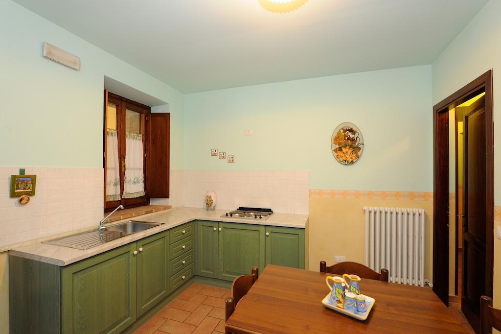 Country House Il Piancardato Collazzone Værelse billede